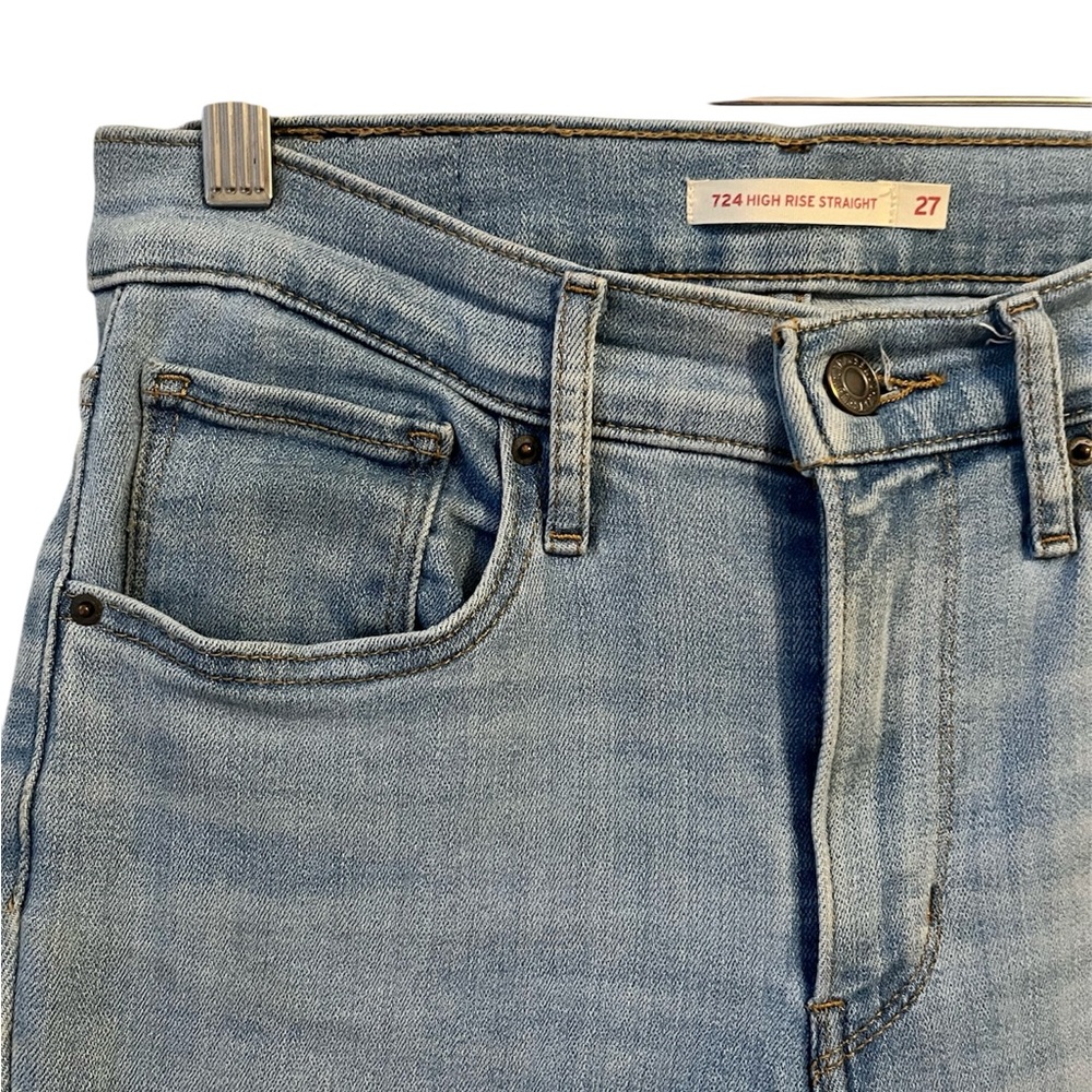 Levi's Women's 724 High-Rise Slim Straight Jeans Medium Wash Size 27 - Picture 3 of 6